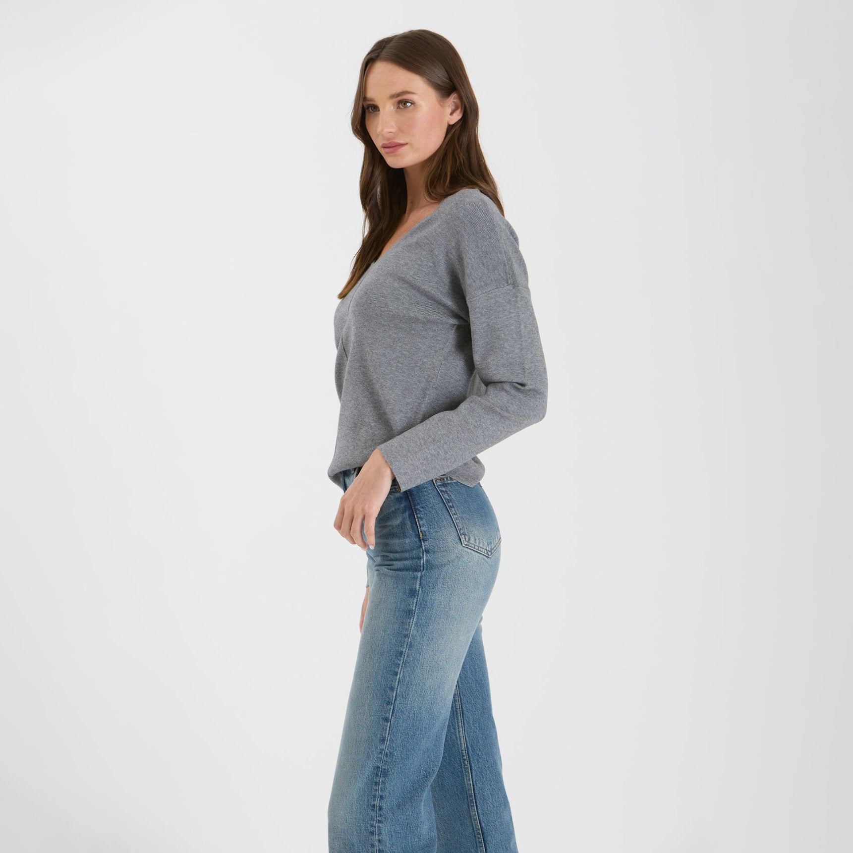 Archer V-Neck - Final Sale