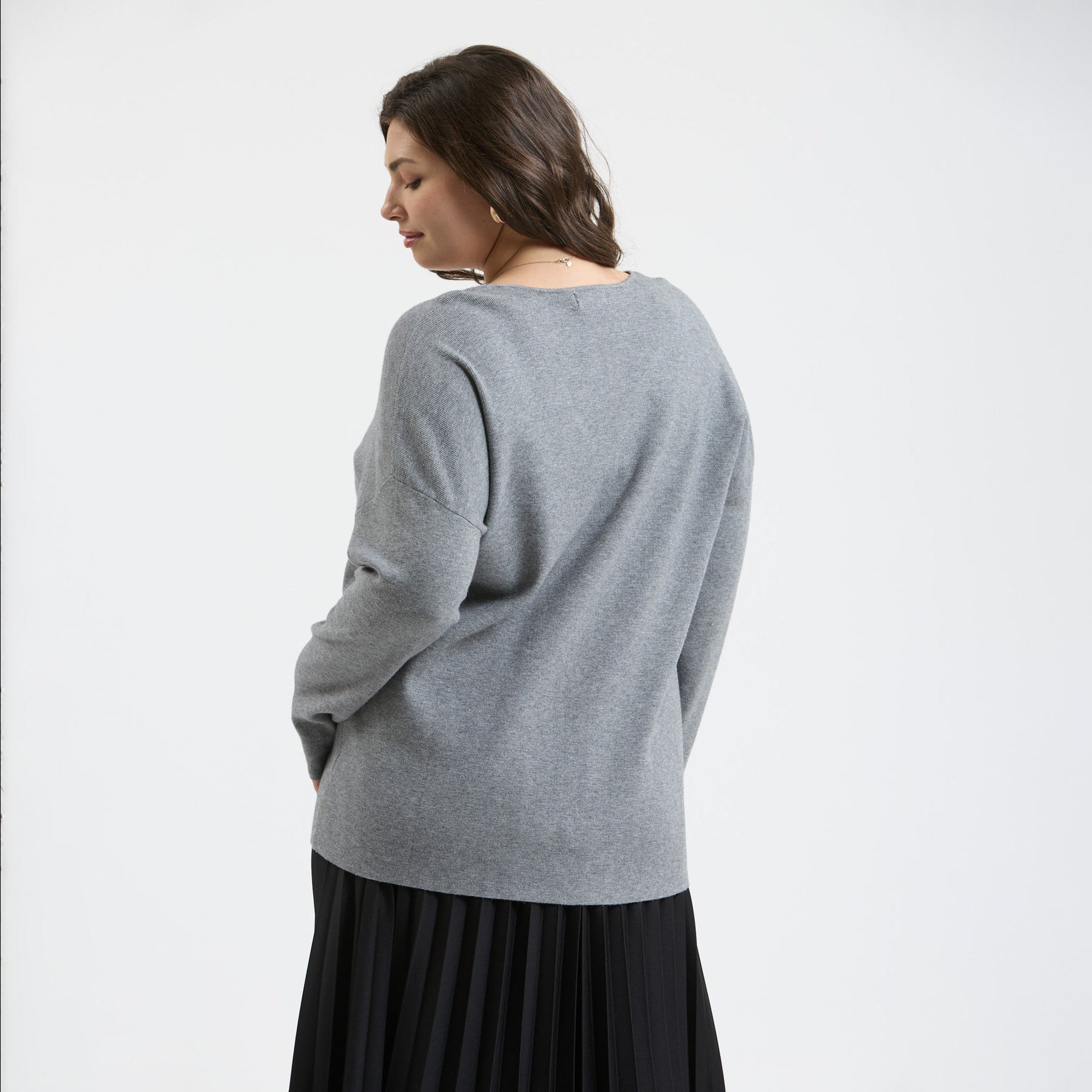 Archer V-Neck - Final Sale