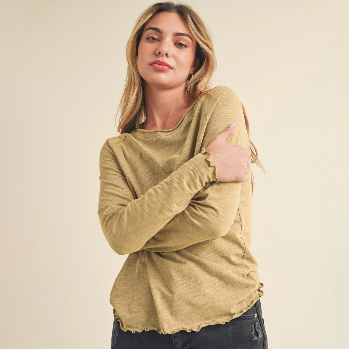 Cacia Tee