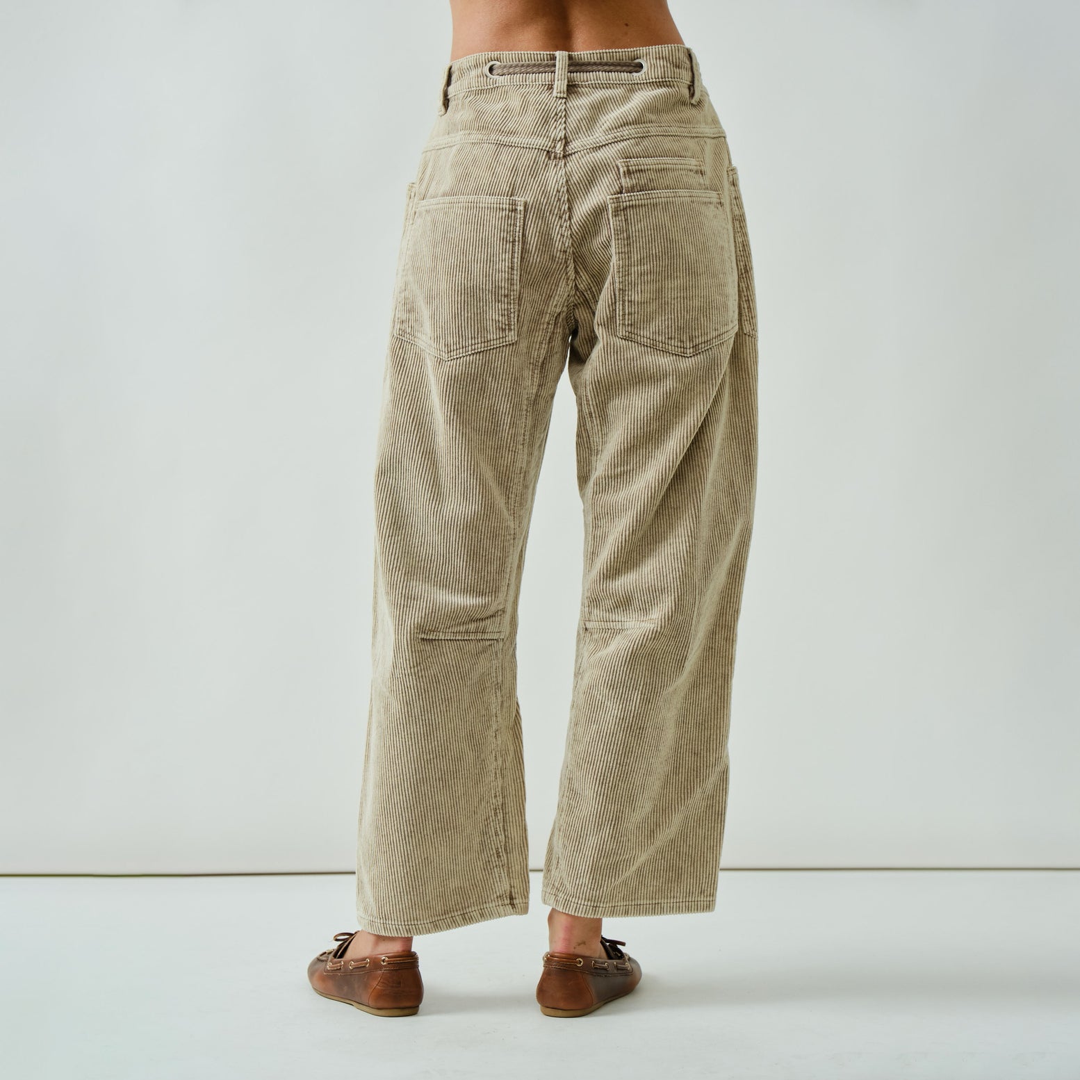 Charlie Barrel Corduroy Pants