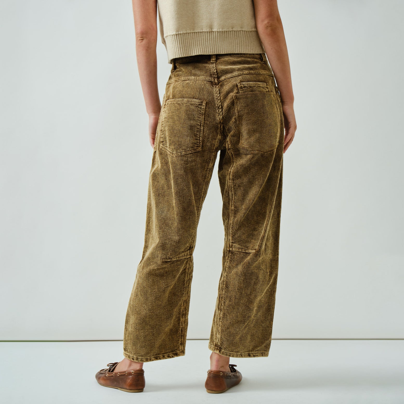 Charlie Barrel Corduroy Pants