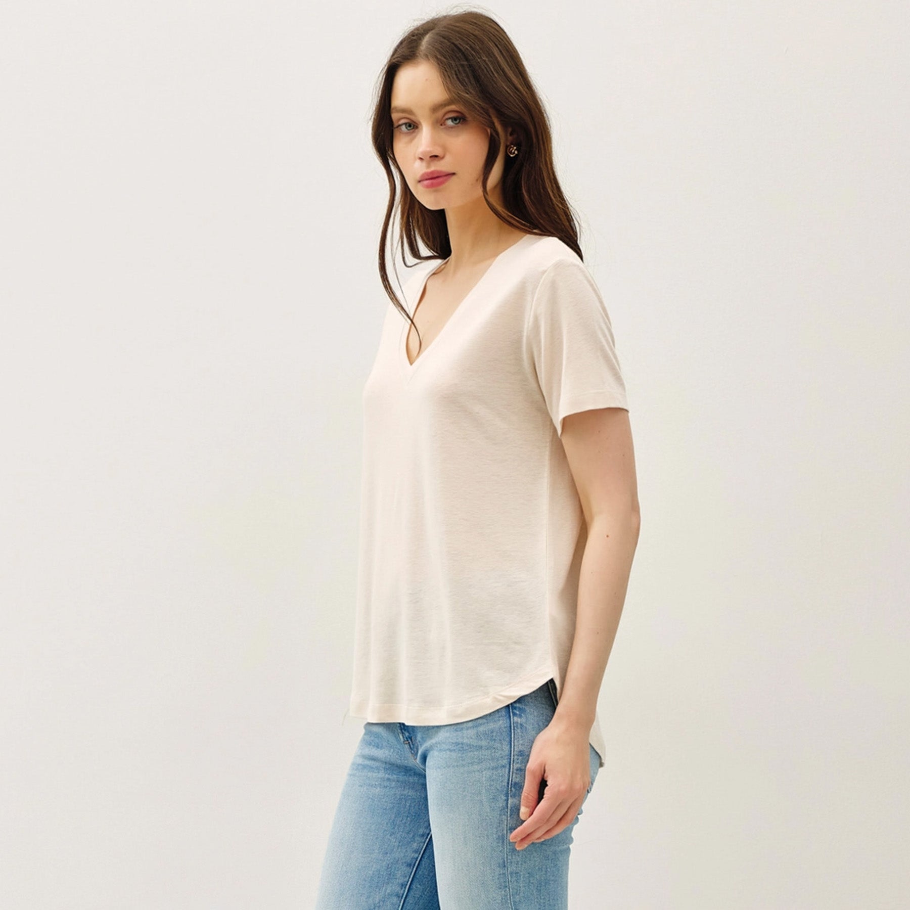 Essential V-Neck Tee