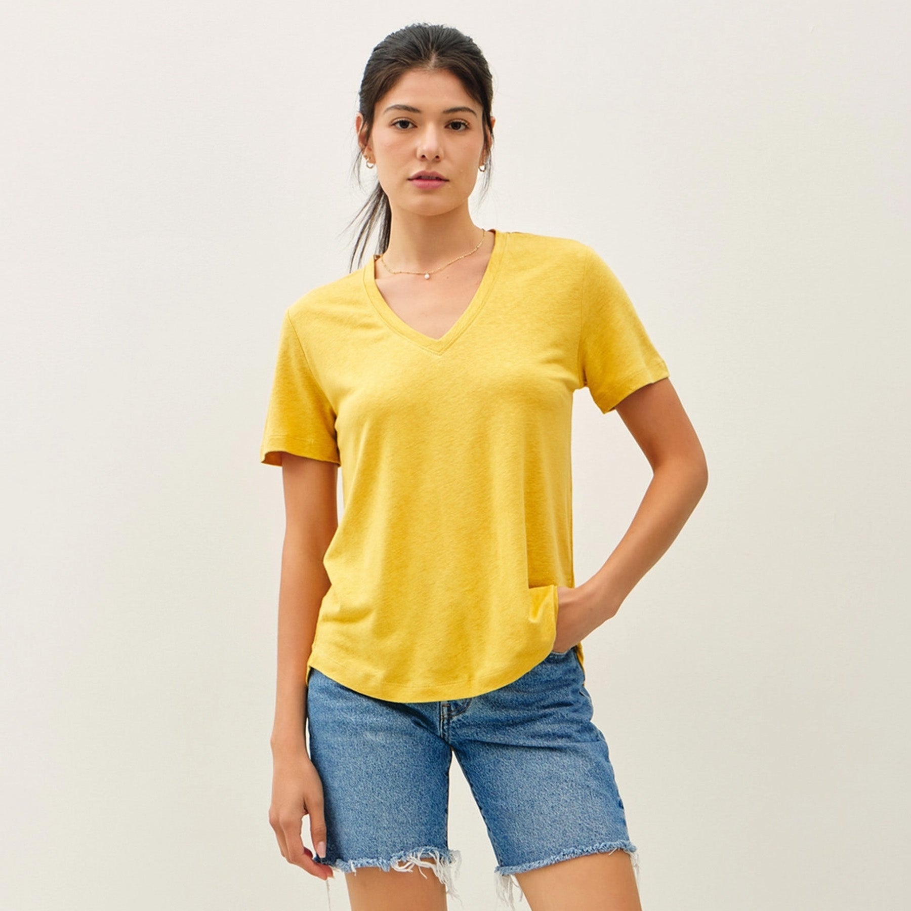 Essential V-Neck Tee