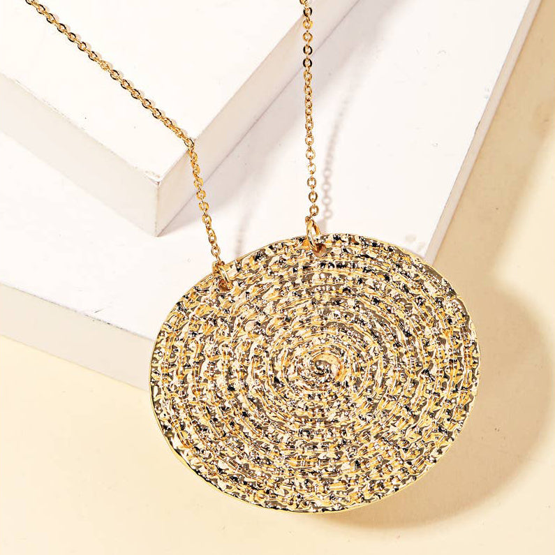 Textured Pendant Necklace