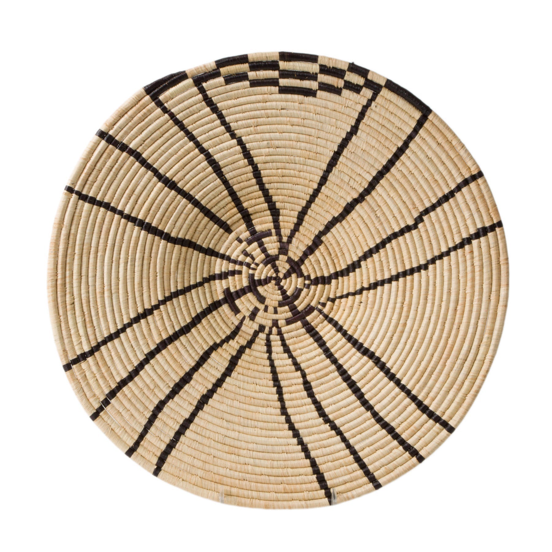 Captivating Contrast Basket Plate 21"