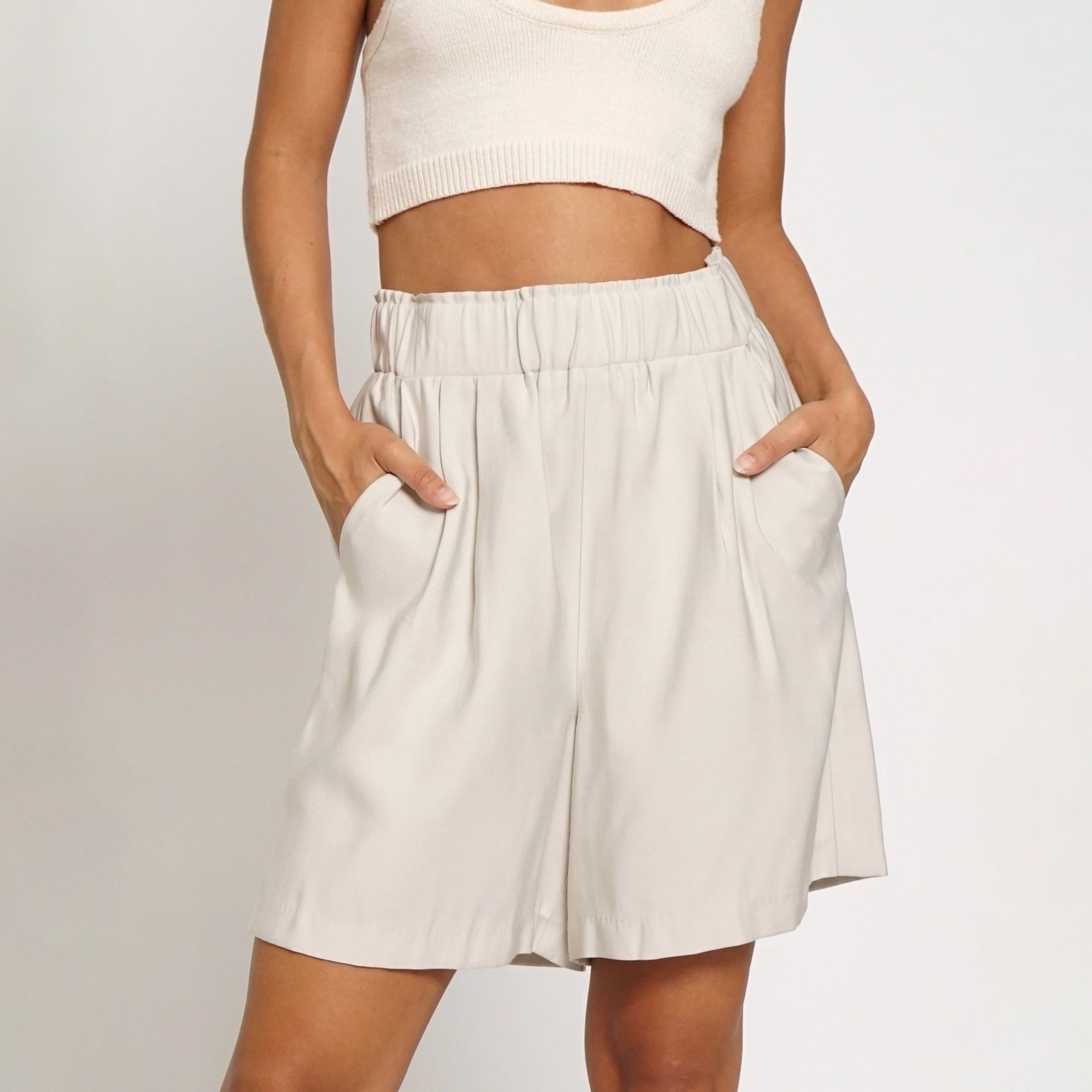 Allegra Shorts
