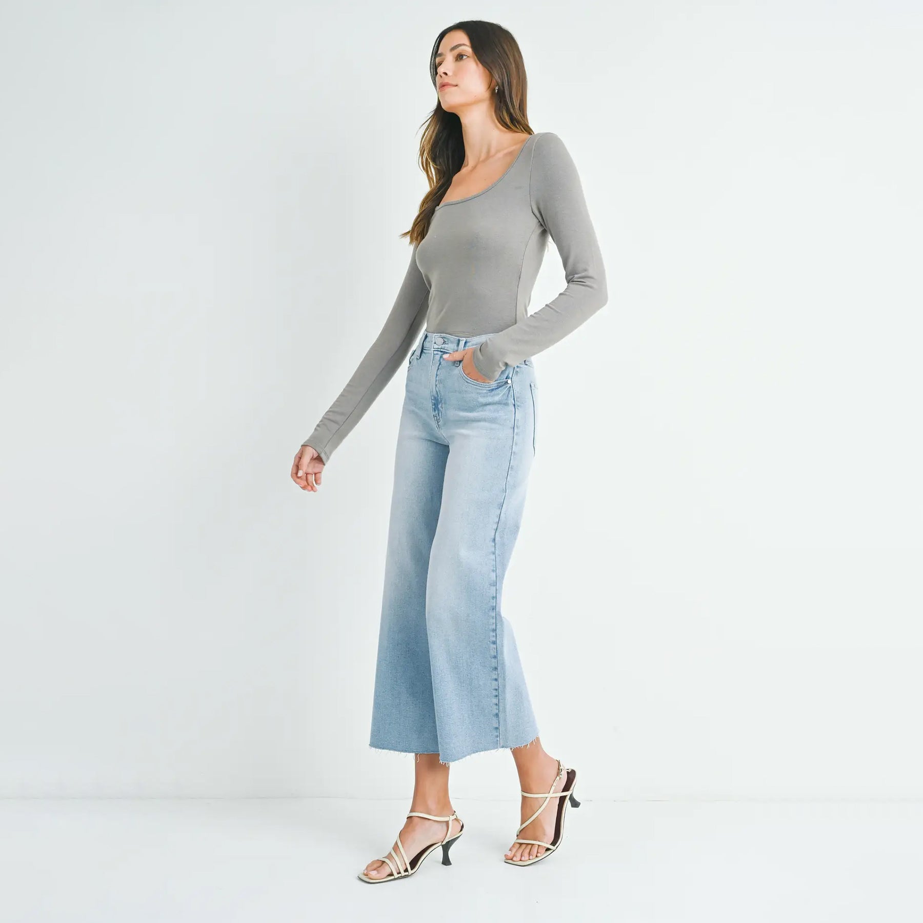 Akari Wide Leg Jean