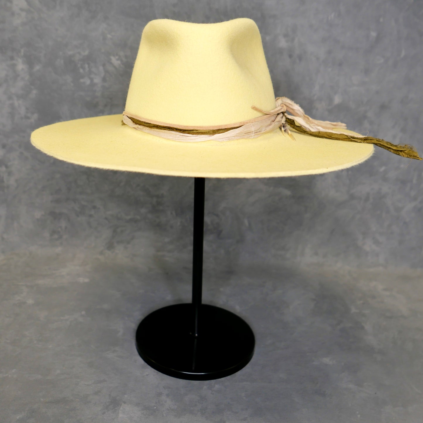 
                  
                    Gypsy Rebel Classic Felt
                  
                