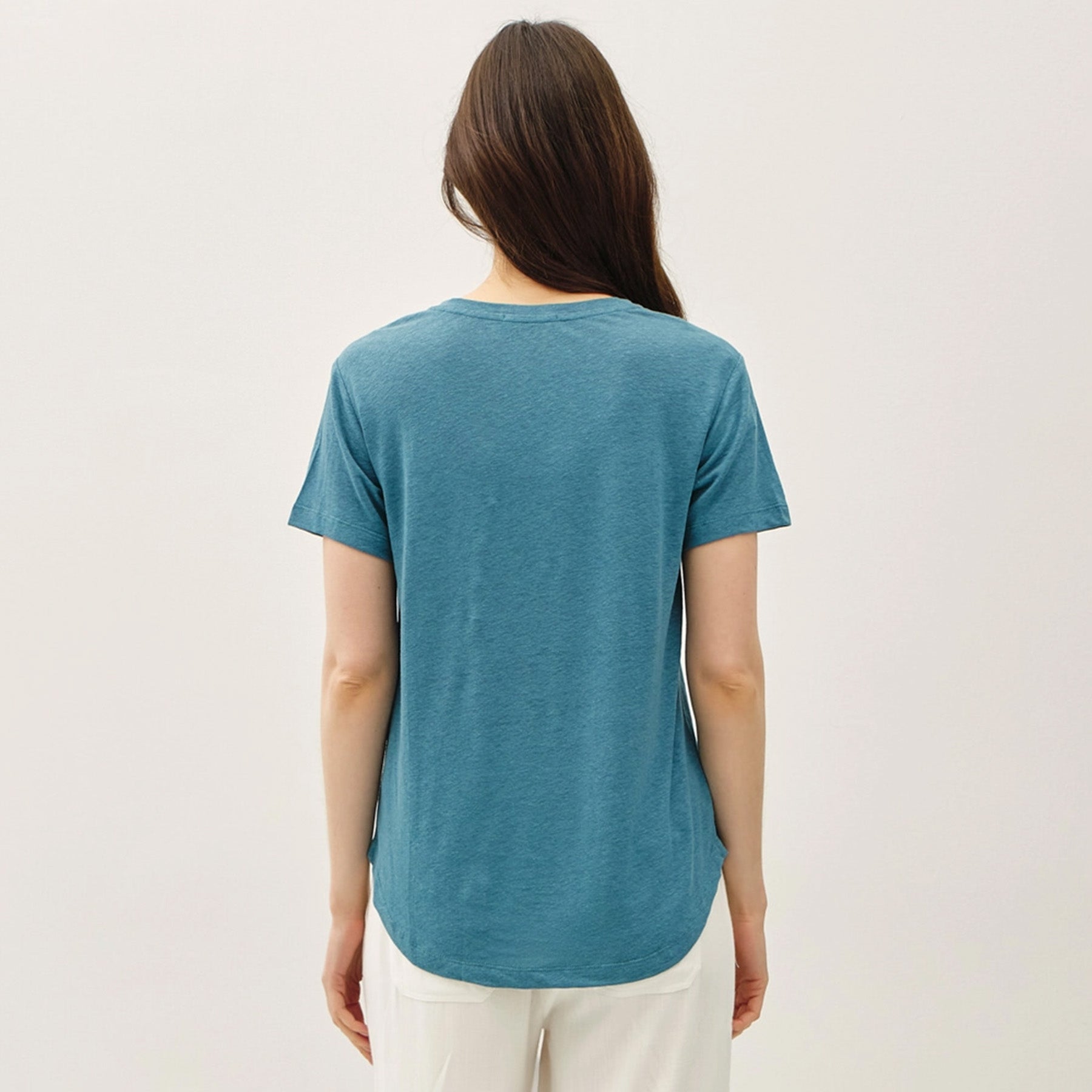 Essential V-Neck Tee