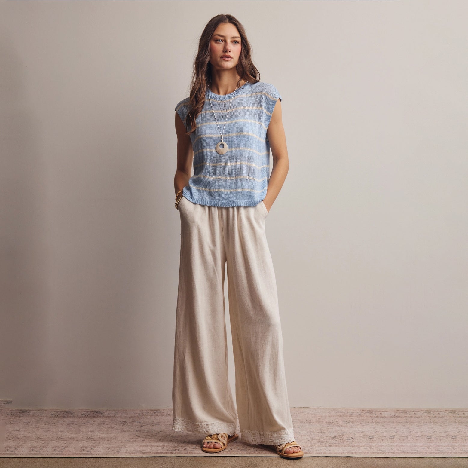 Truxtun Top