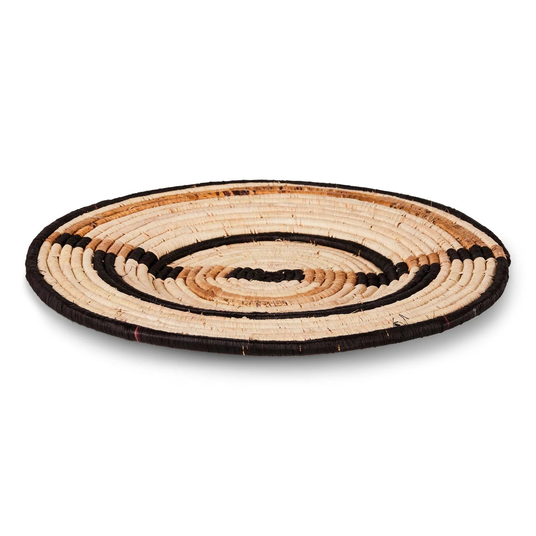 Captivating Contrast Basket Plate 14"